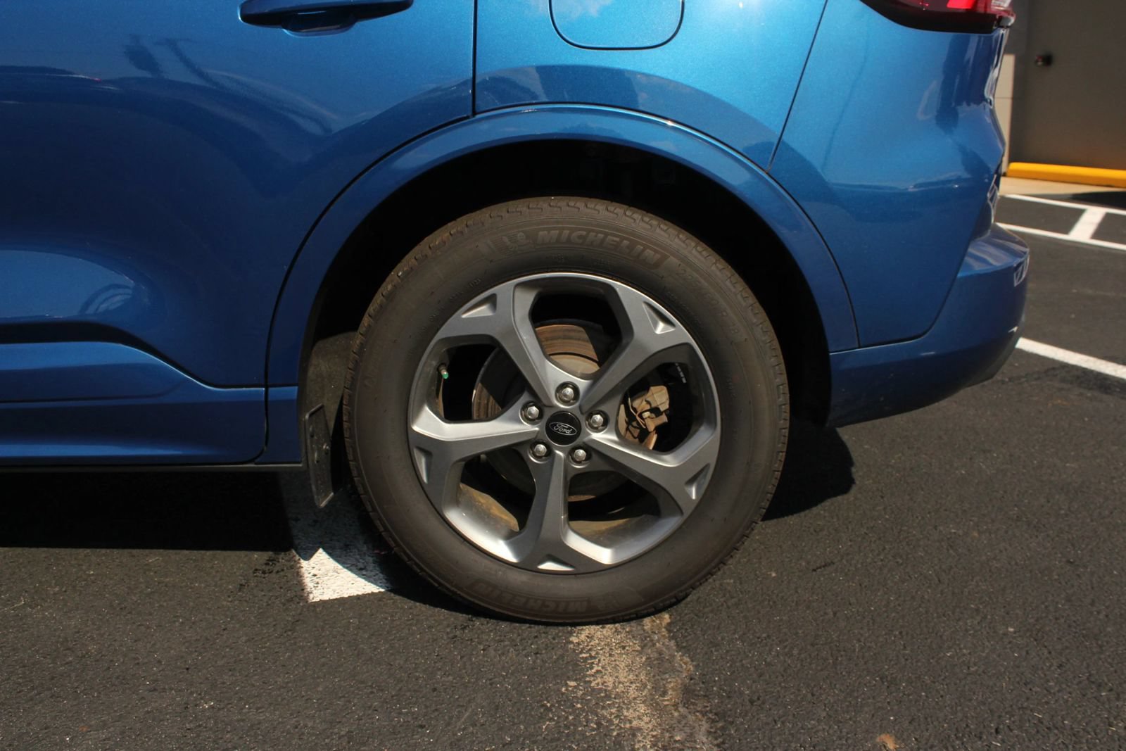 Used 2023 Ford Escape ST-Line w/ Equipment Group 301A FWD image 4