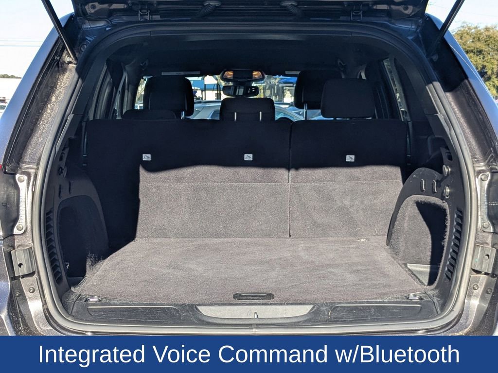 Used 2020 Jeep Grand Cherokee Laredo w/ 18" Wheel & 8.4" Radio Group image 12