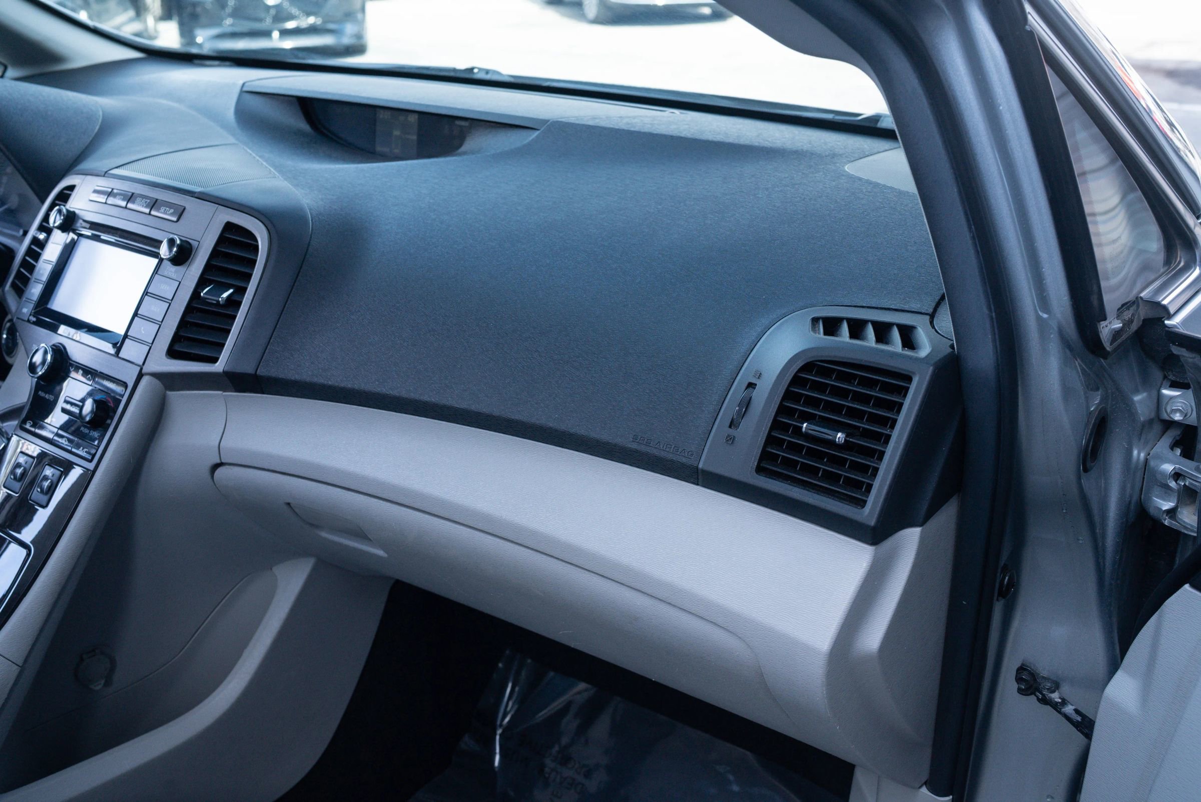 Used 2015 Toyota Venza Limited image 15