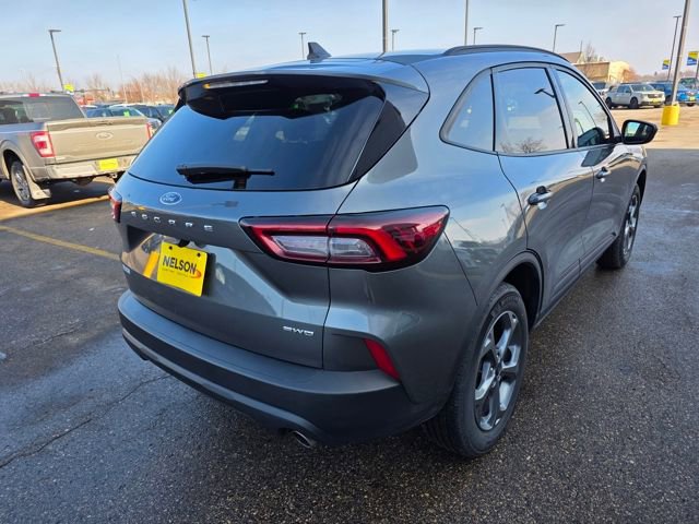 Used 2025 Ford Escape ST-Line image 9