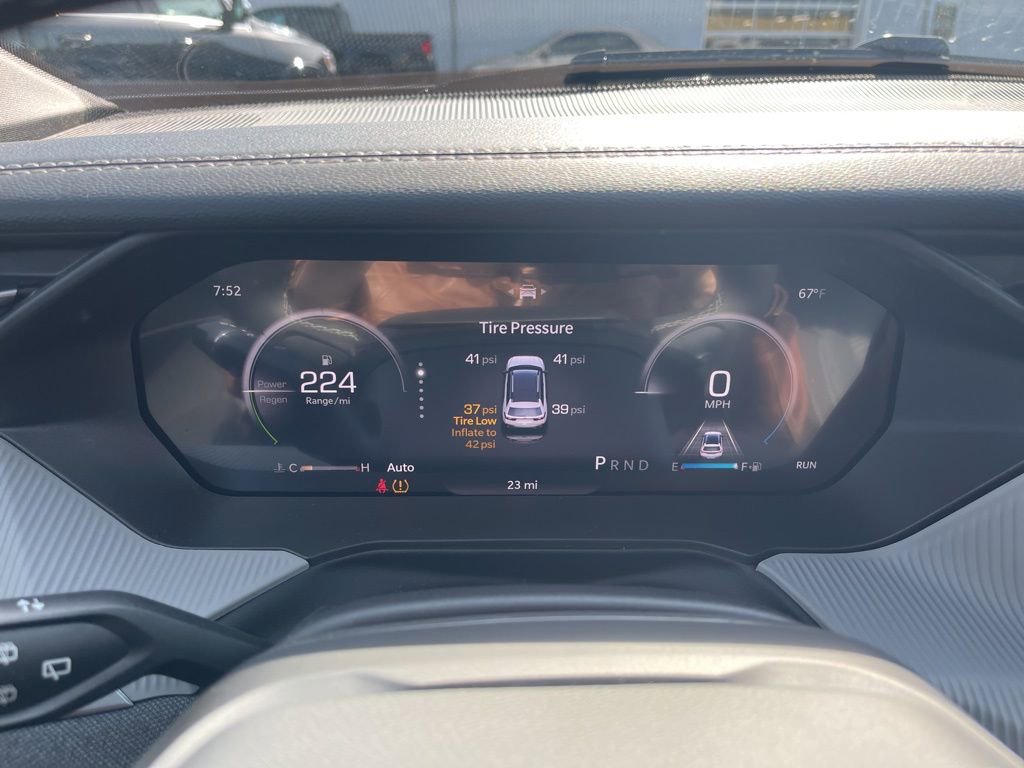 New 2026 Jeep Cherokee Laredo image 7