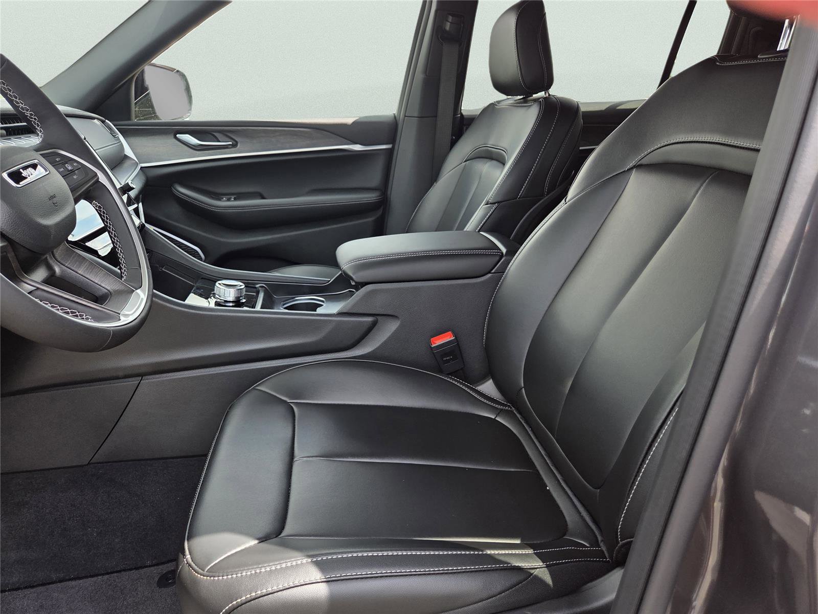 New 2026 Jeep Grand Cherokee L Limited image 19