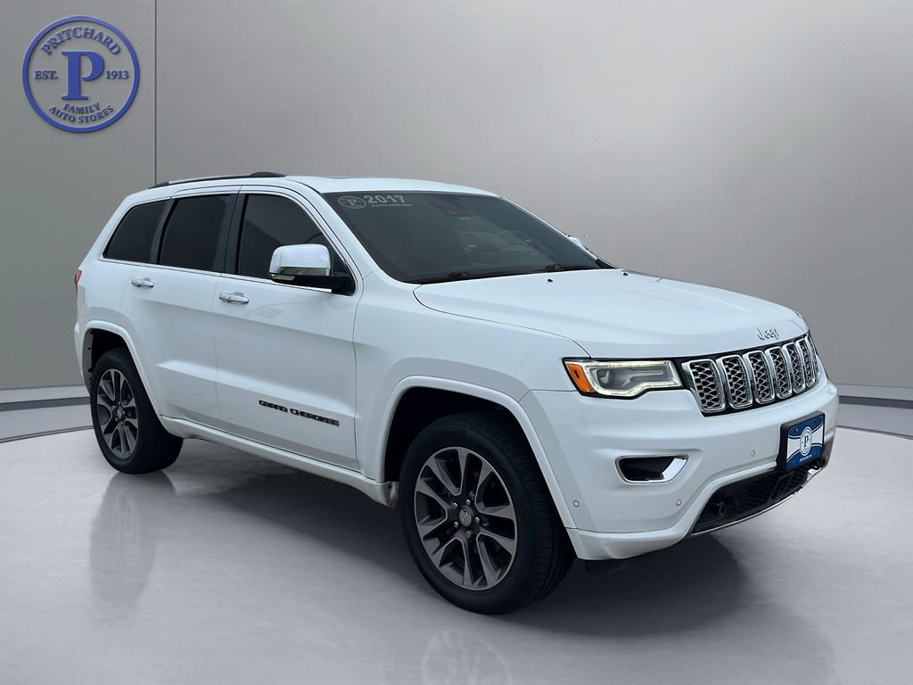 Used 2017 Jeep Grand Cherokee Overland w/ Jeep Active Safety Group AWD/4WD video 1