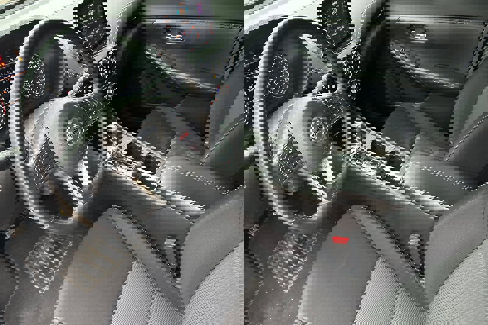 Used 2020 Nissan Sentra SV image 12