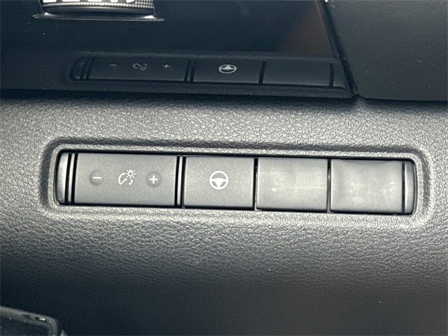 Used 2022 Nissan Pathfinder SV image 20