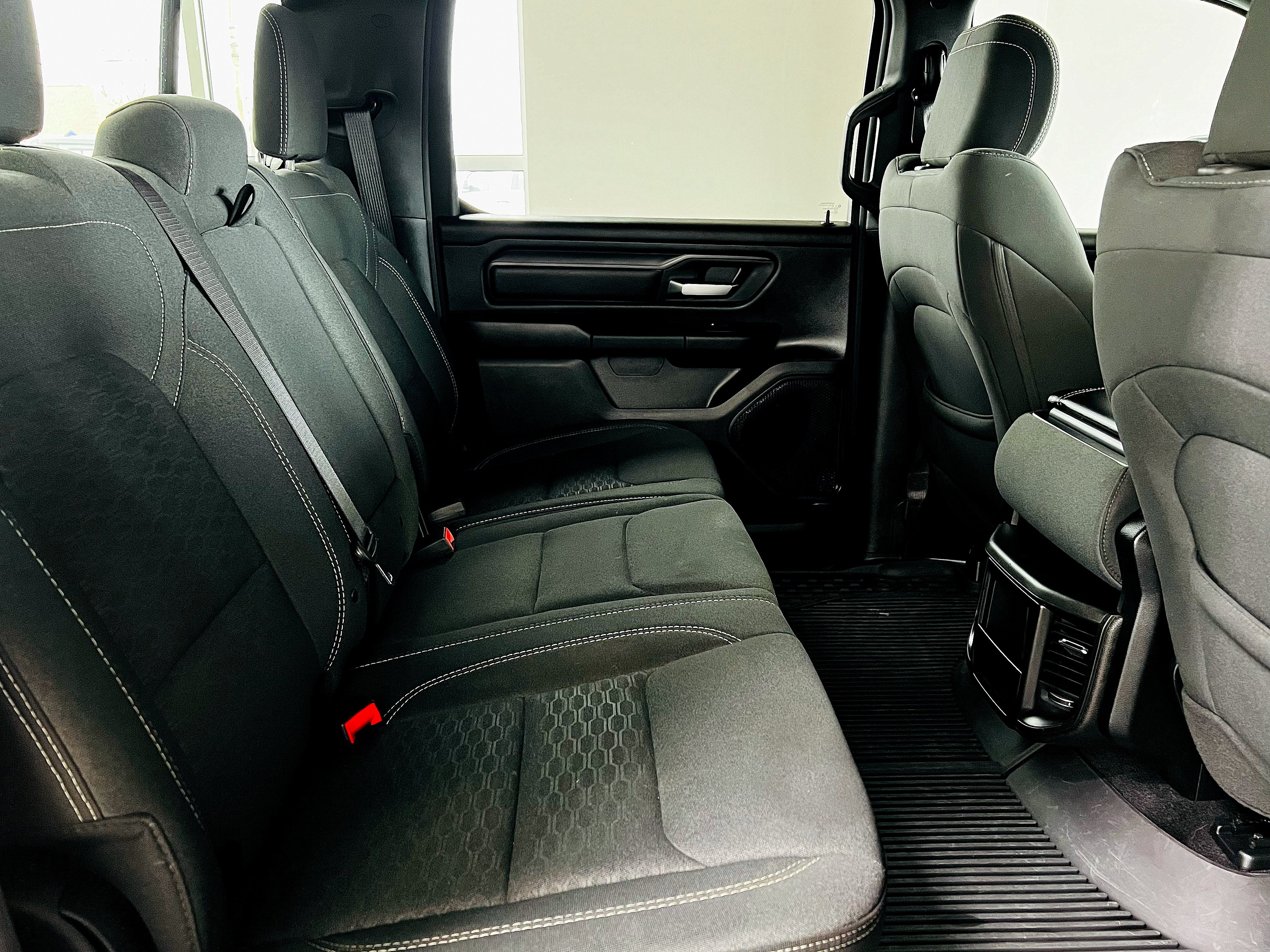Used 2025 RAM 1500 Warlock AWD/4WD image 21