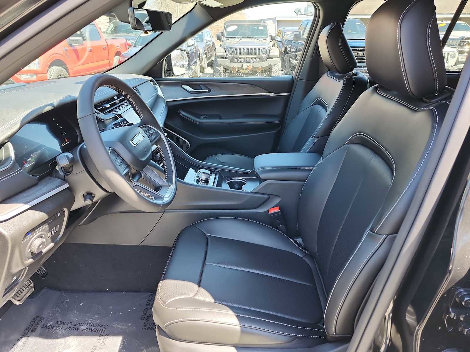 New 2024 Jeep Grand Cherokee Limited 4xe w/ Luxury Tech Group II image 11