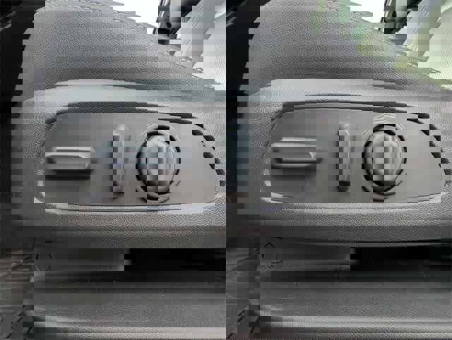 Used 2023 Chevrolet Blazer LT w/ Sound & Technology Package image 14