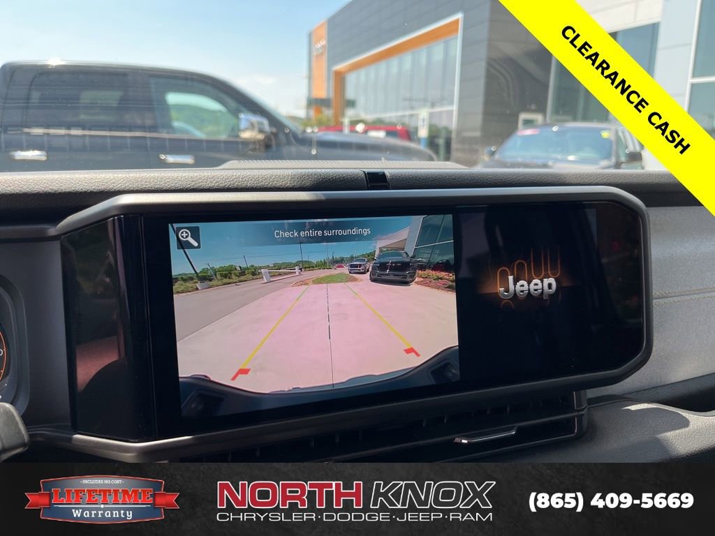 New 2025 Jeep Gladiator Sport image 10