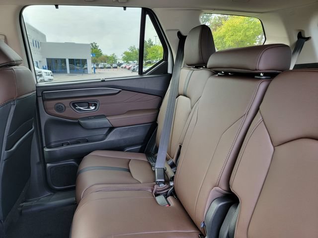 New 2026 Honda Pilot Touring image 12
