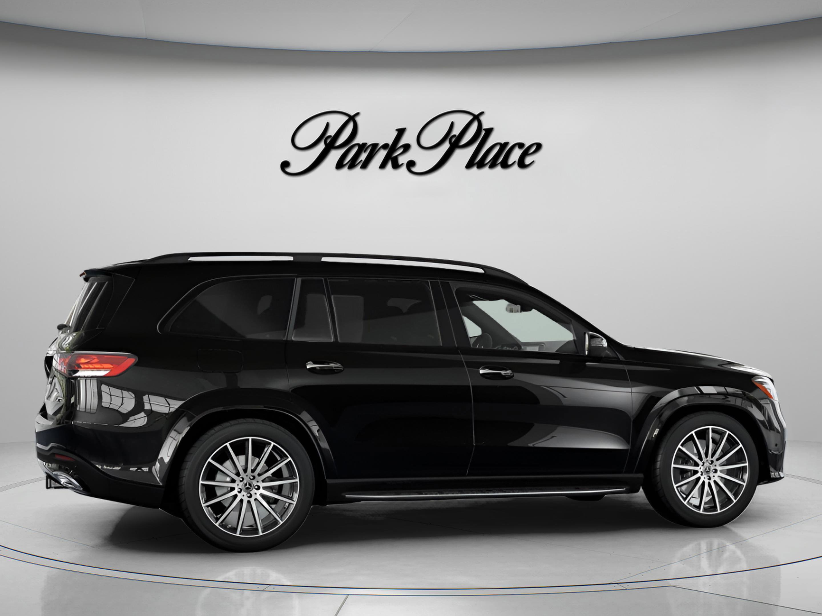 New 2026 Mercedes-Benz GLS 580 4MATIC image 22