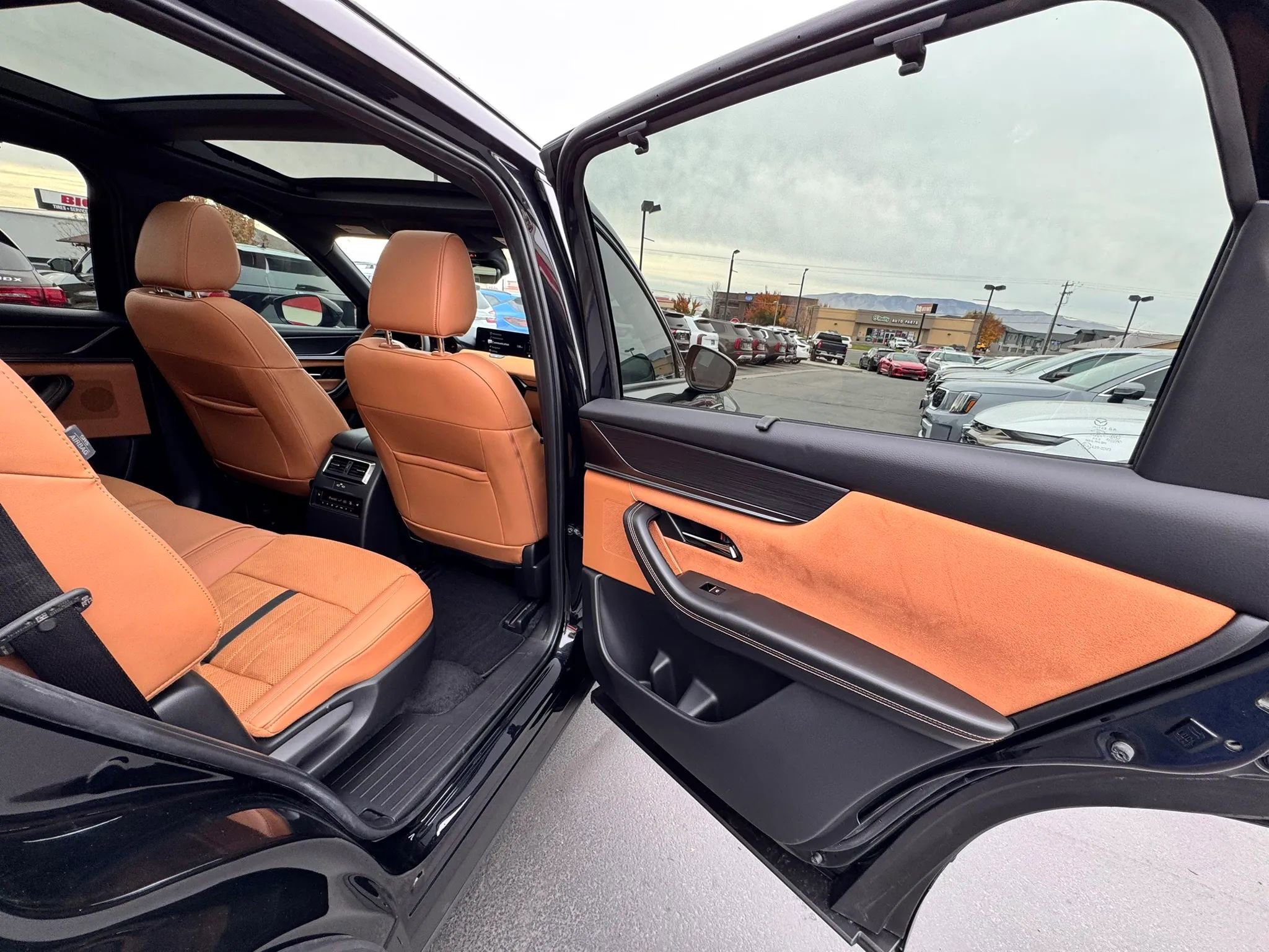 Used 2025 MAZDA CX-70 3.3 Turbo S w/ Premium Plus image 35