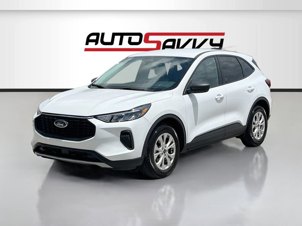 Used 2026 Ford Escape Active w/ Tech Pack #1 FWD image 3