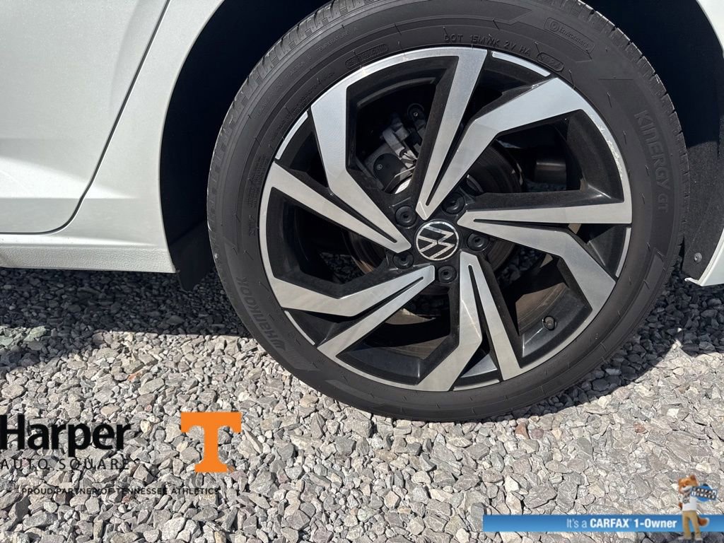 Used 2025 Volkswagen Jetta SEL image 20