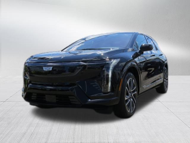 New 2025 Cadillac Optiq Sport 2 w/ LPO, Floor Liner Package image 7