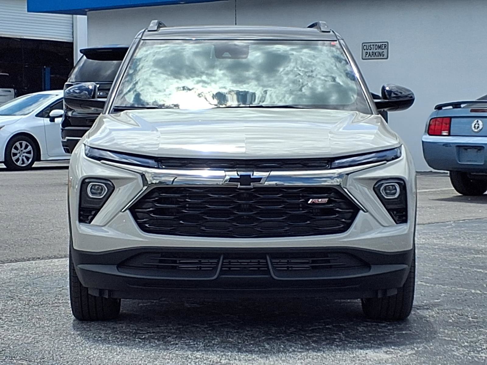 New 2026 Chevrolet TrailBlazer RS FWD image 2