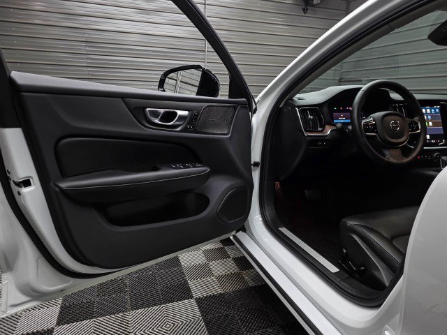 Used 2025 Volvo S60 T8 Plus w/ Climate Package AWD/4WD image 32