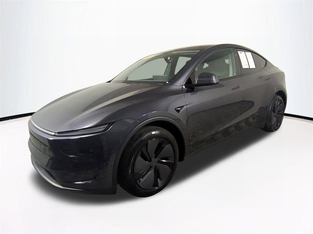 Used 2026 Tesla Model Y Long Range image 9
