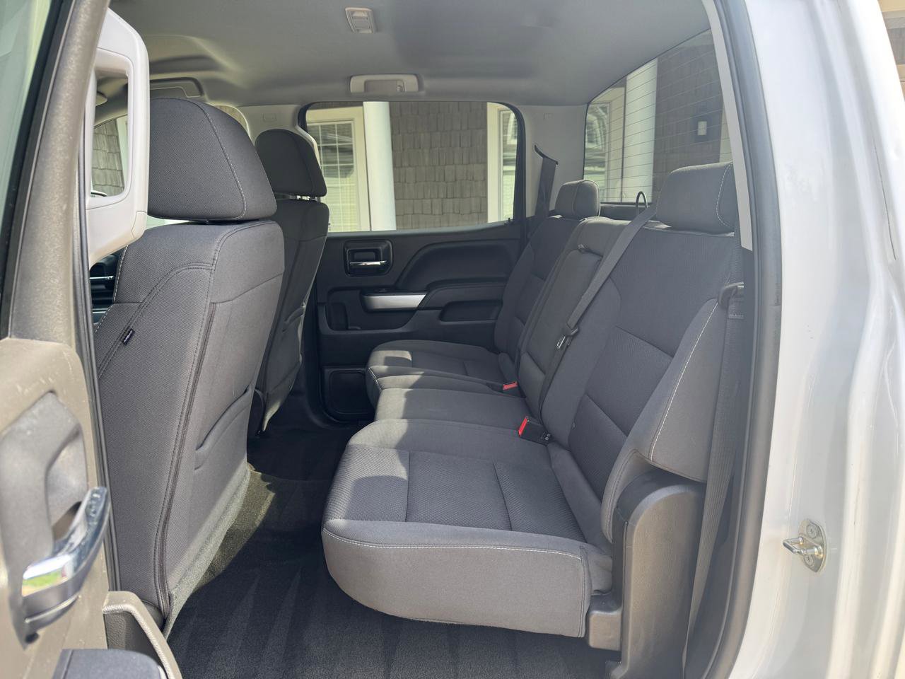 Used 2018 Chevrolet Silverado 1500 LT w/ All Star Edition AWD/4WD image 13