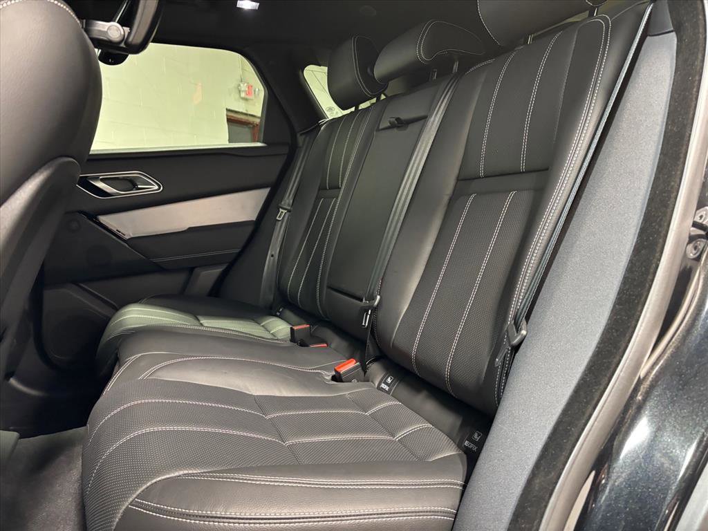 Used 2023 Land Rover Range Rover Velar R-Dynamic S image 28