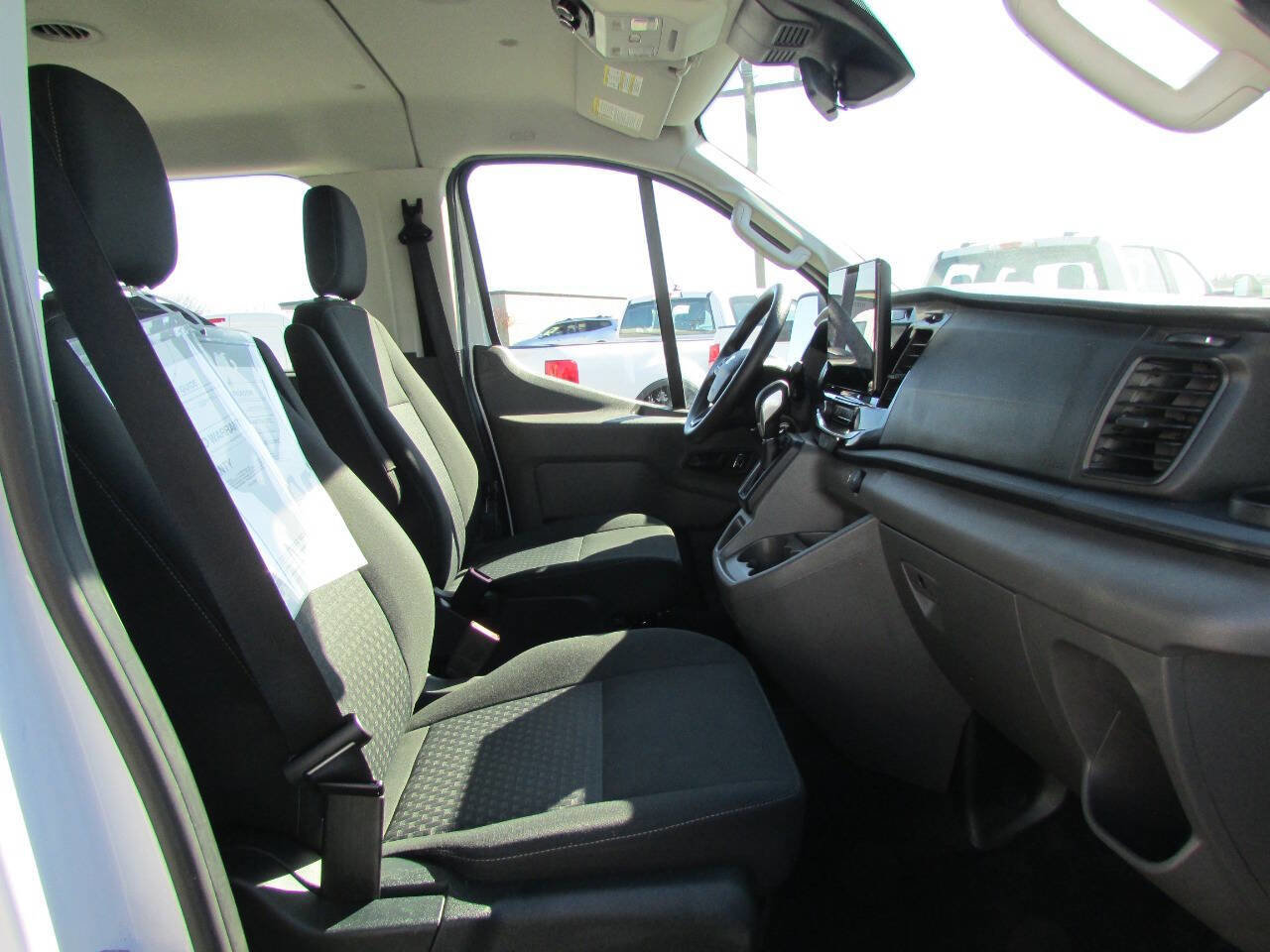 Used 2023 Ford Transit 350 XLT image 15