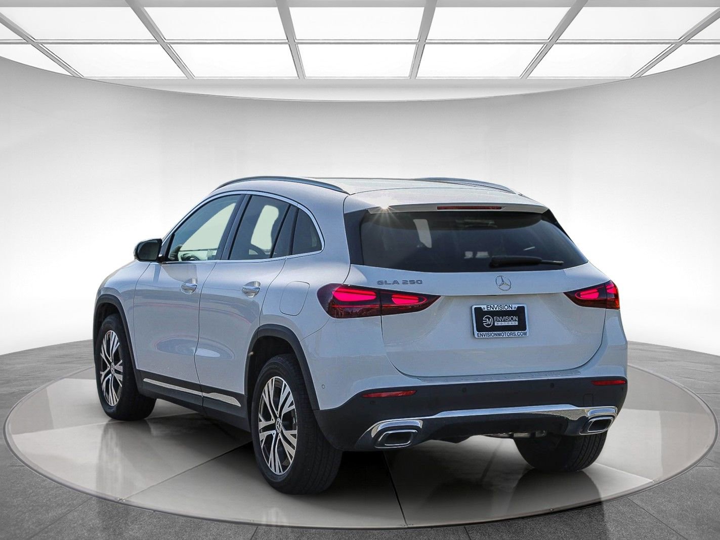 Certified 2025 Mercedes-Benz GLA 250 image 2