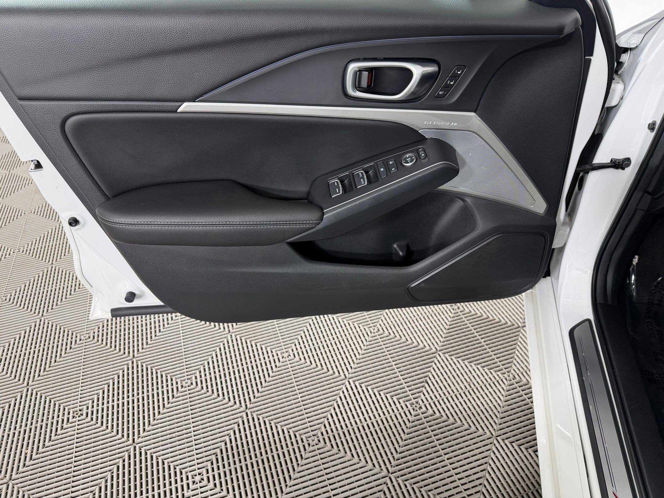 Used 2023 Acura Integra A-Spec FWD image 13