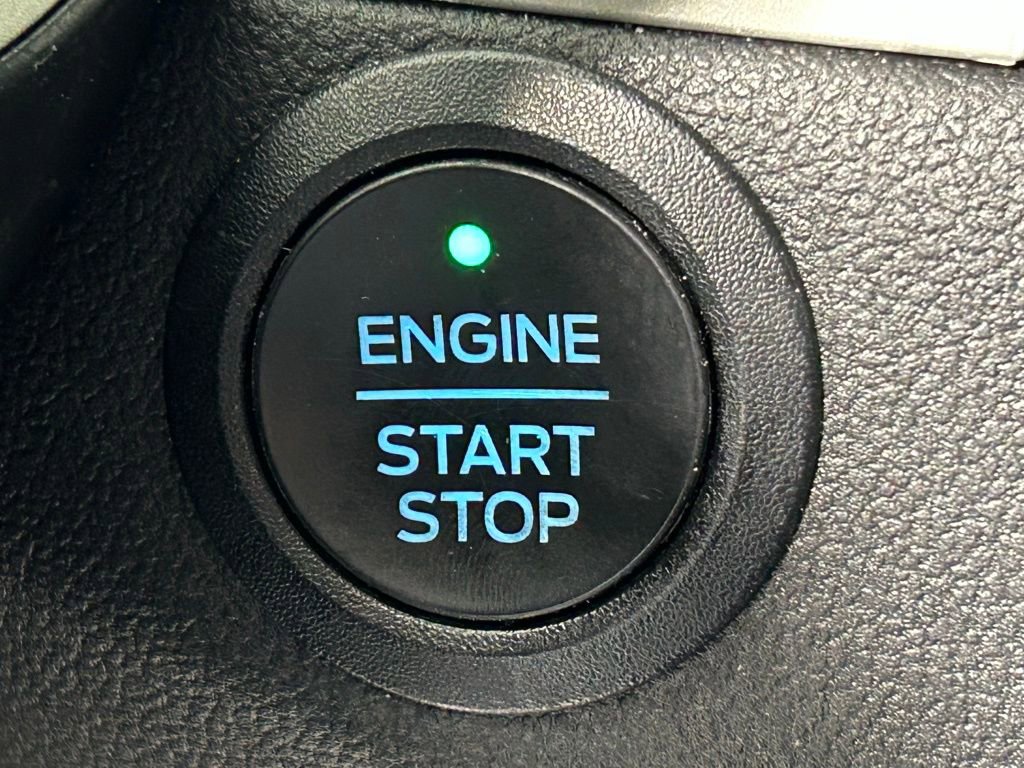 Used 2021 Ford Escape SE w/ SE Sport Appearance Package image 23