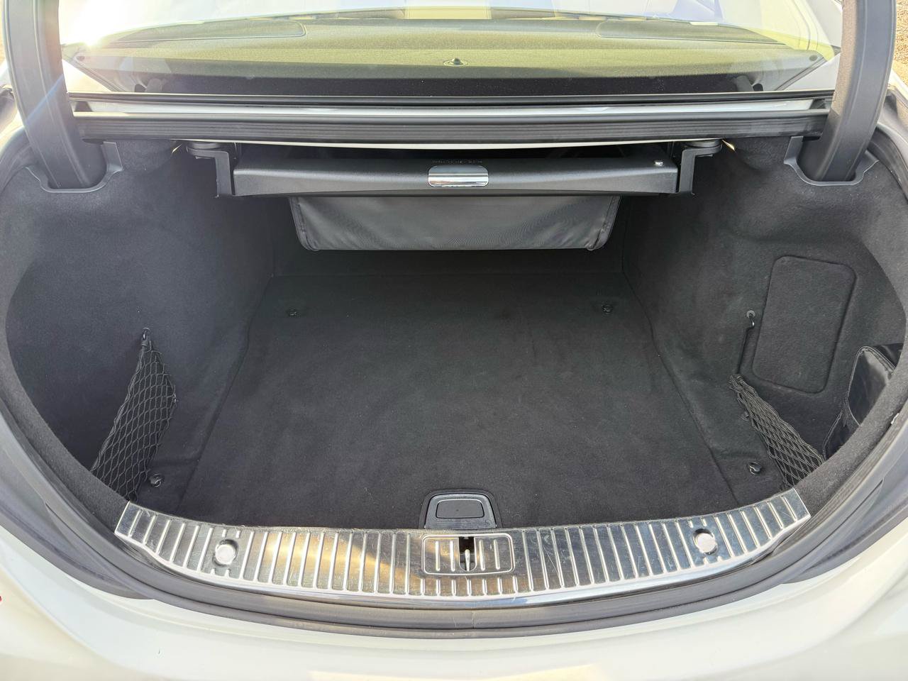 Used 2016 Mercedes-Benz S 550 Sedan w/ Premium Package image 22