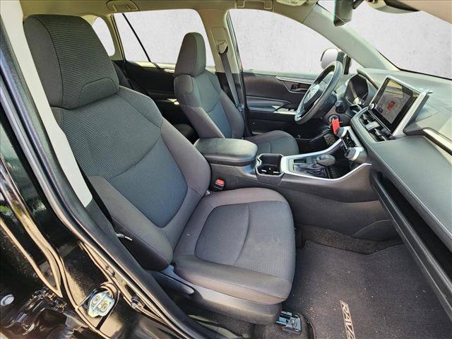 Used 2023 Toyota RAV4 LE FWD image 19