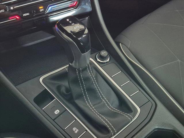 Used 2025 Volkswagen Jetta Sport FWD image 12