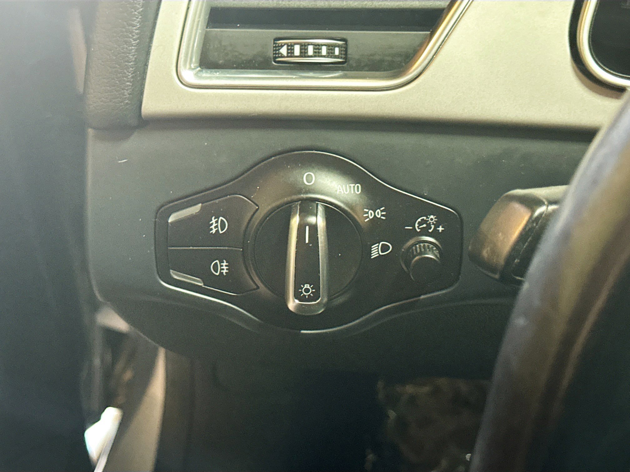 Used 2015 Audi A5 2.0T Premium Plus w/ Technology Package image 17