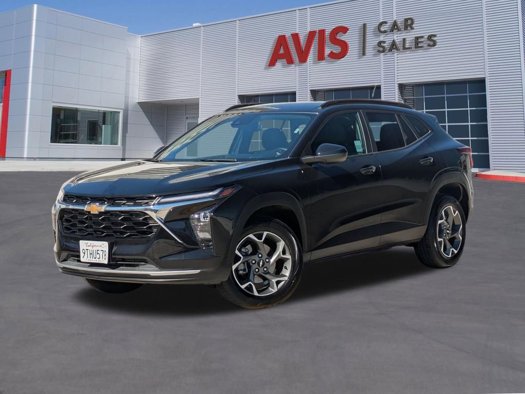 Used 2025 Chevrolet Trax LT w/ LT Convenience Package