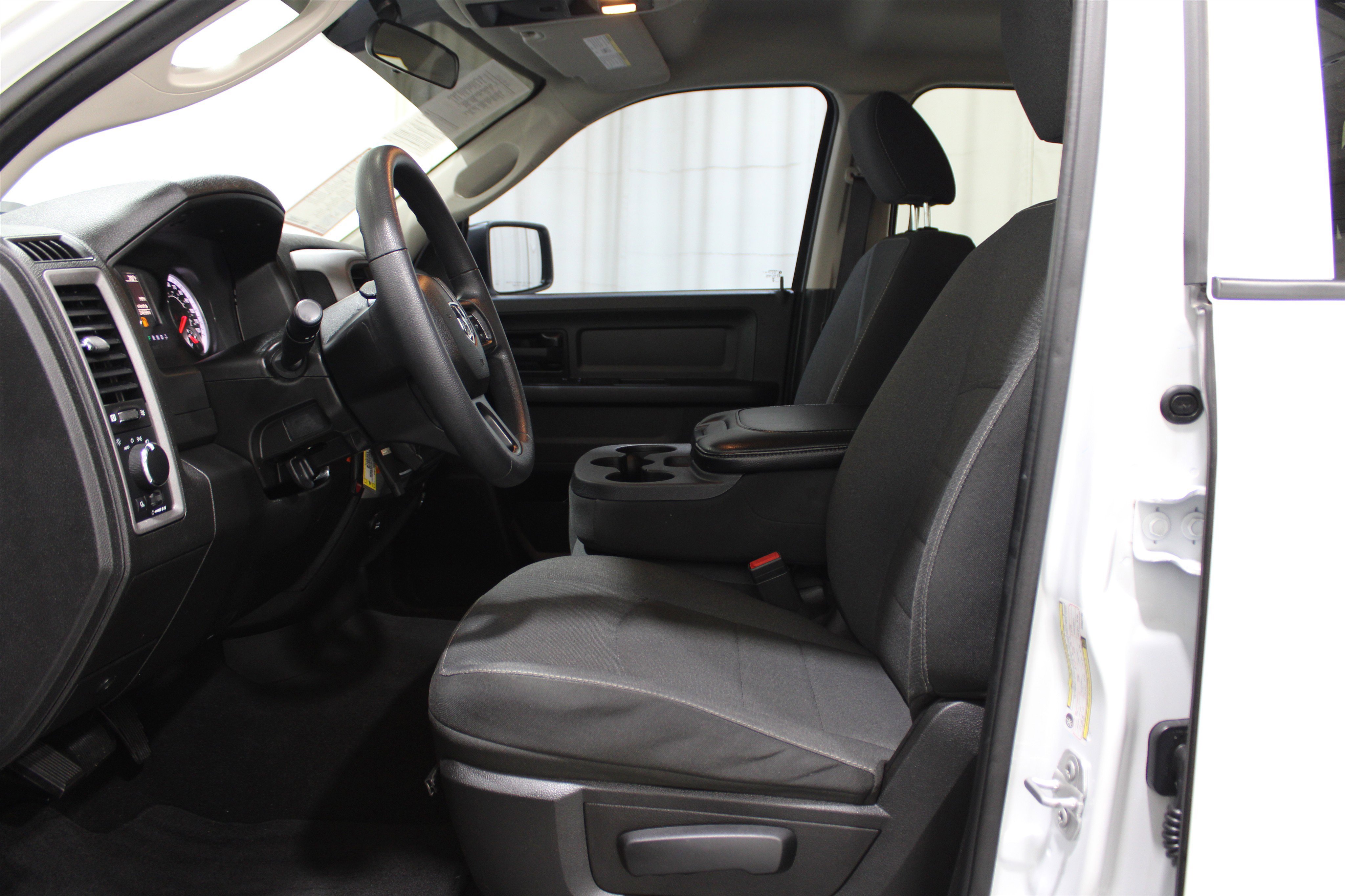 Used 2023 RAM 1500 Tradesman w/ Chrome Plus Package image 3