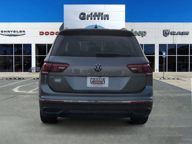 Used 2023 Volkswagen Tiguan SE image 8