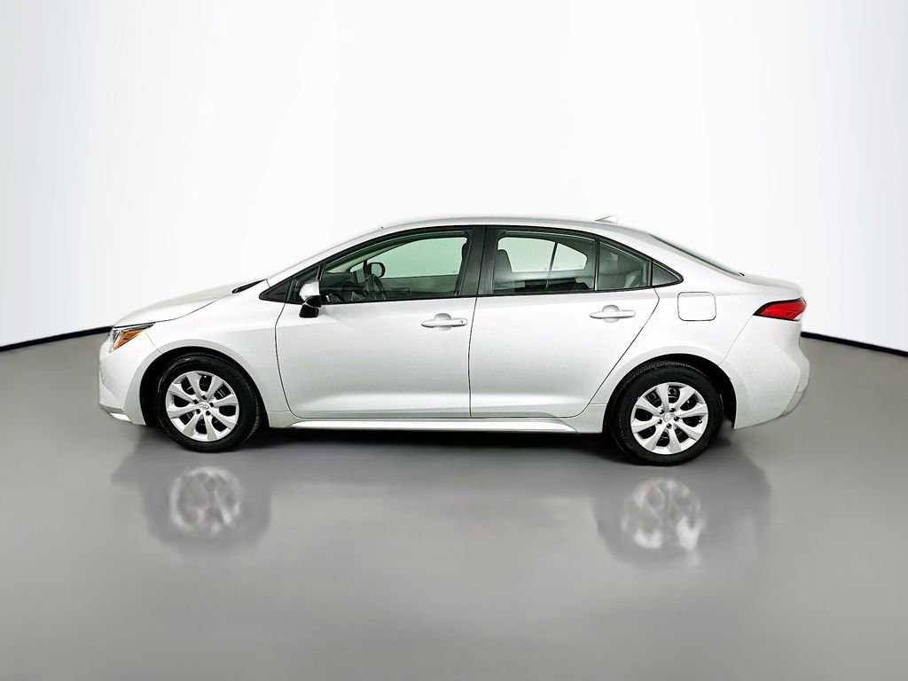 Used 2024 Toyota Corolla LE image 8