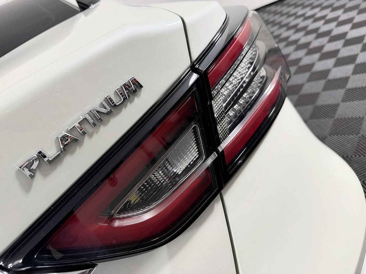 Used 2020 Nissan Maxima Platinum FWD image 12