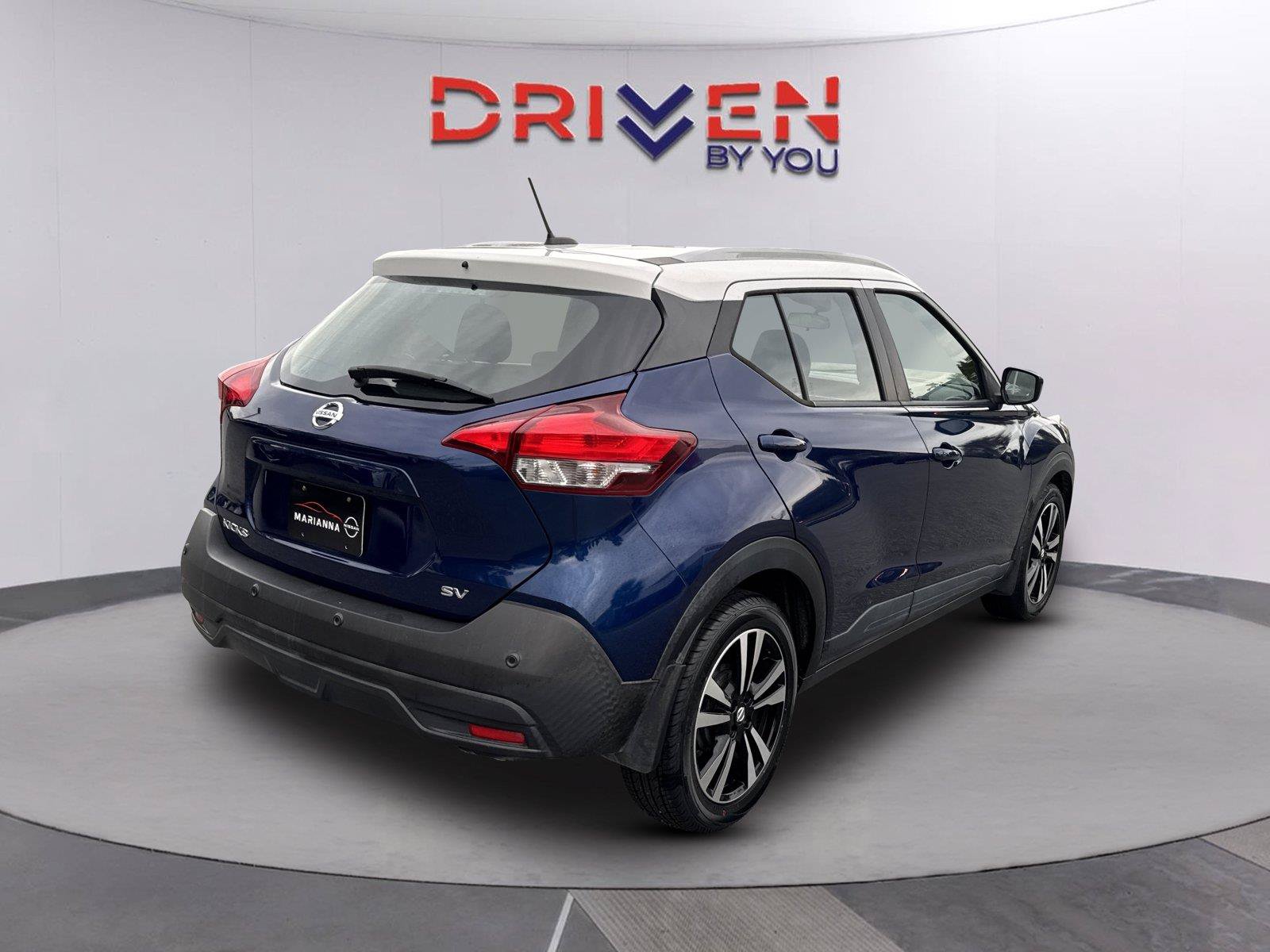 Used 2020 Nissan Kicks SV FWD image 3
