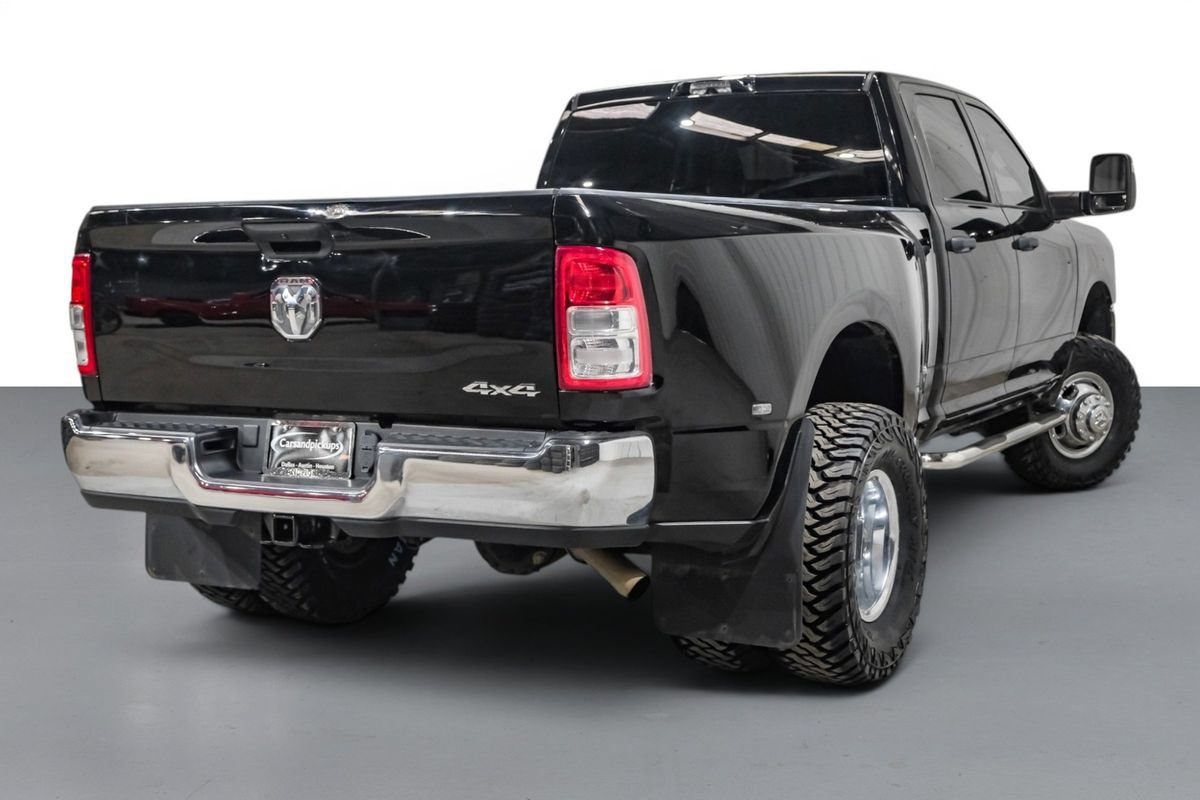 Used 2024 RAM 3500 Tradesman w/ Chrome Appearance Group AWD/4WD image 6