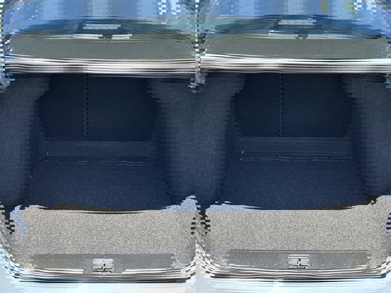 New 2025 Nissan Sentra SV image 8