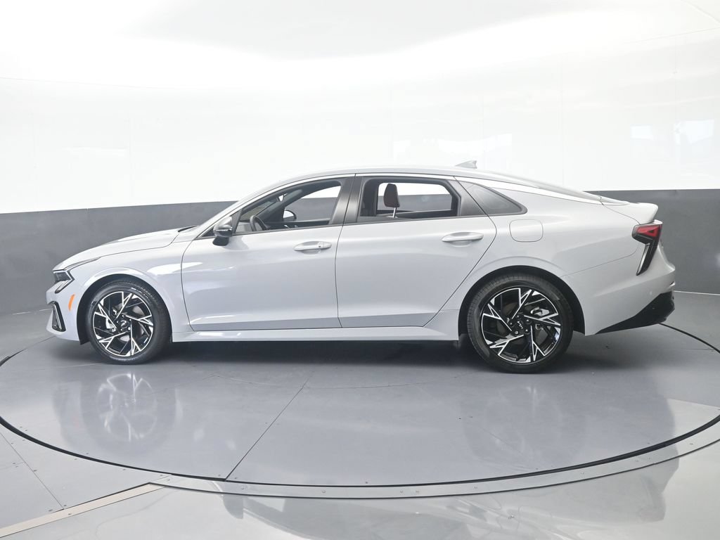 Used 2026 Kia K5 GT-Line image 3