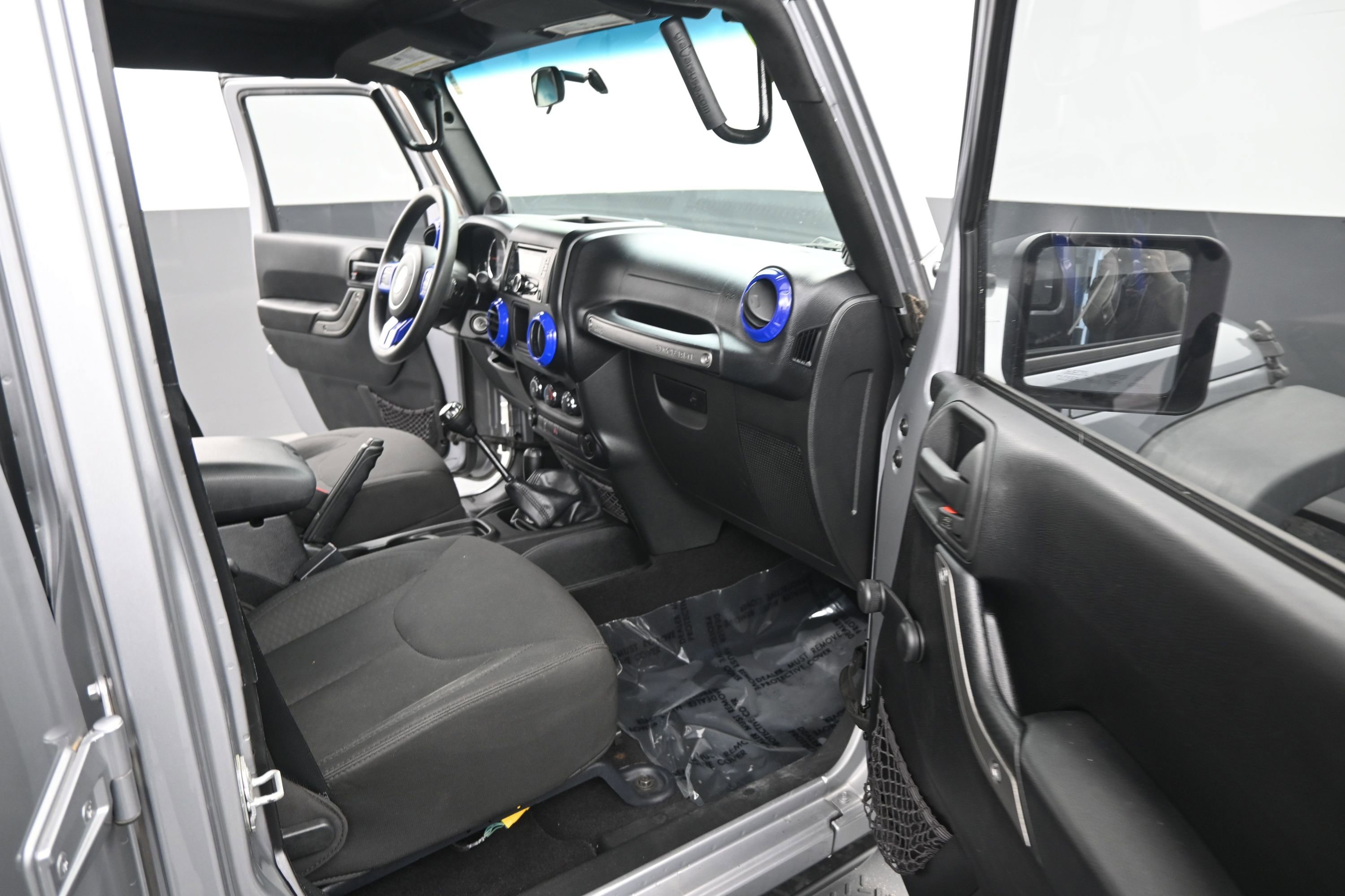 Used 2014 Jeep Wrangler Unlimited Sport w/ Max Tow Package AWD/4WD image 18