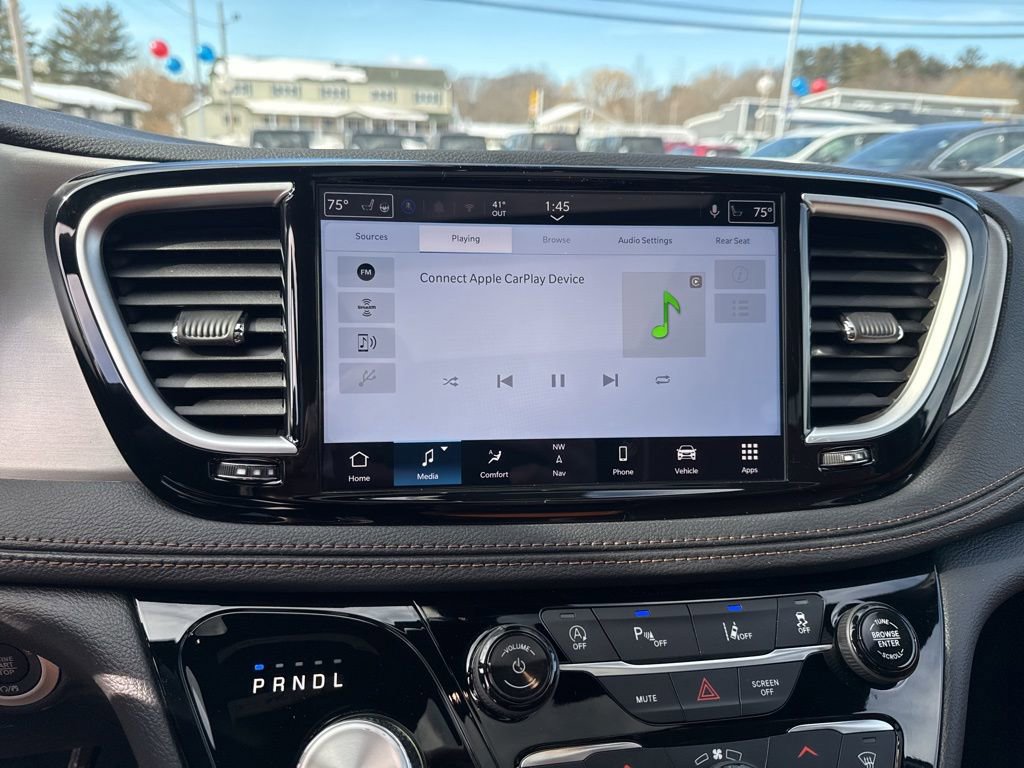 New 2026 Chrysler Pacifica Pinnacle AWD/4WD image 12