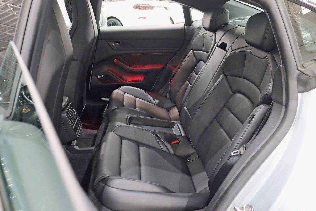 Used 2021 Porsche Taycan 4S image 30