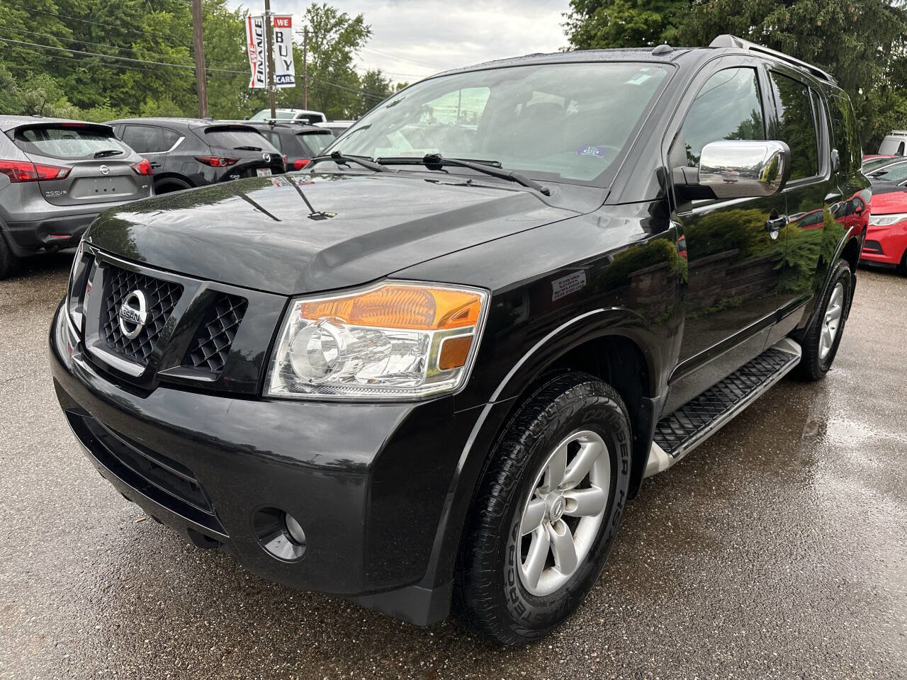 Used 2012 Nissan Armada SV image 2