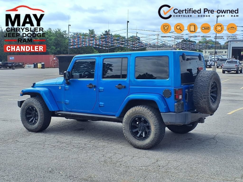 Used 2015 Jeep Wrangler Unlimited Sahara AWD/4WD image 3