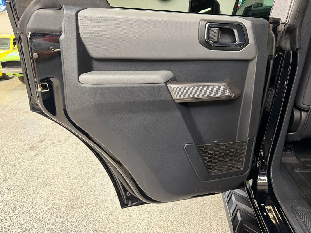 Used 2022 Ford Bronco Black Diamond AWD/4WD image 29