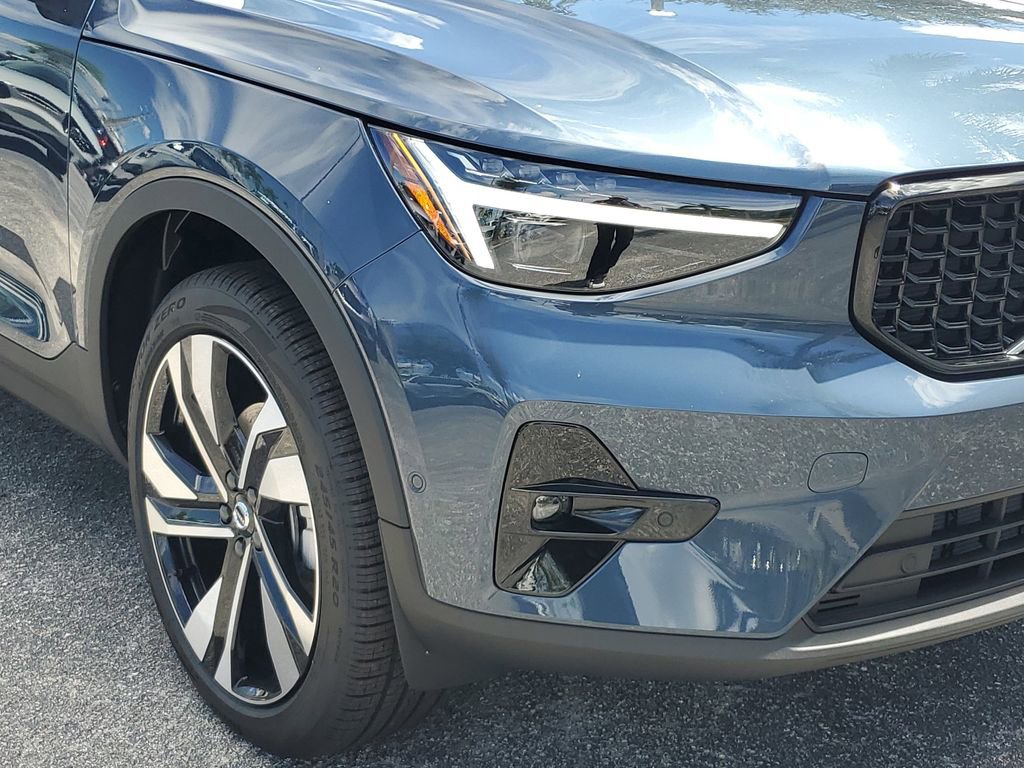 New 2026 Volvo XC40 B5 Ultra w/ Protection Package Premier AWD/4WD image 5