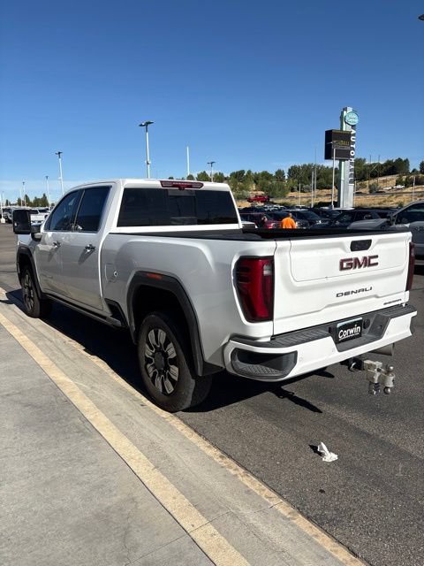 Used 2025 GMC Sierra 3500 Denali w/ Denali Reserve Package AWD/4WD image 6