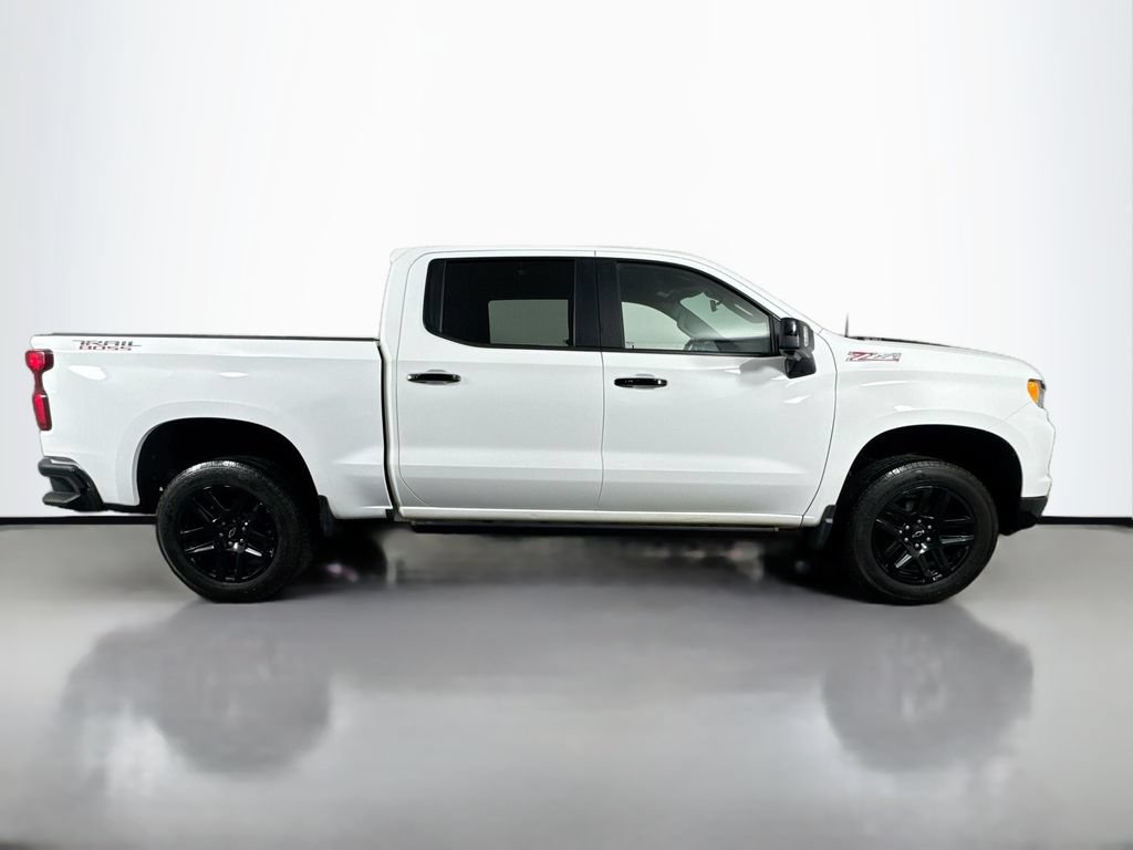 Used 2022 Chevrolet Silverado 1500 LT Trail Boss w/ LT Trail Boss Premium Package AWD/4WD image 4